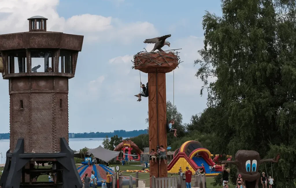 Eagle Tower Speelpark Oud Valkeveen