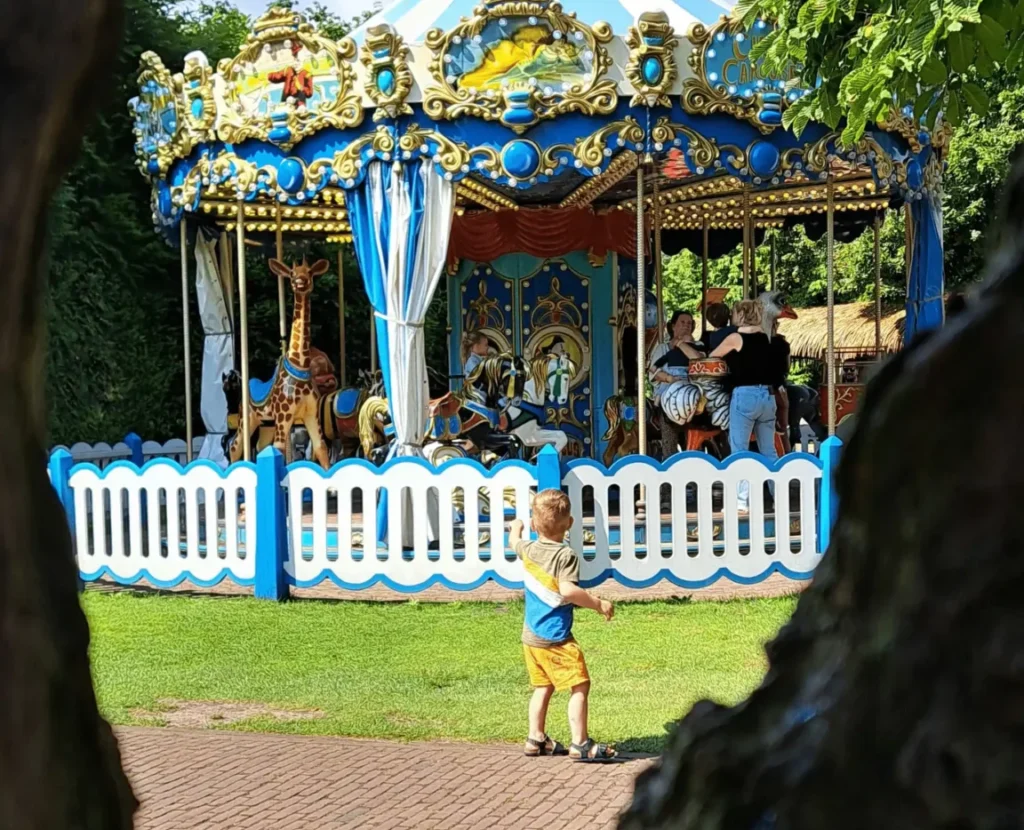 Draaimolen Speelpark Oud Valkeveen